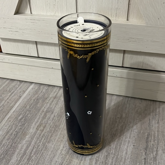 Florence Balducci Floral Rose & Oud Glass Candle - Picture 7 of 8